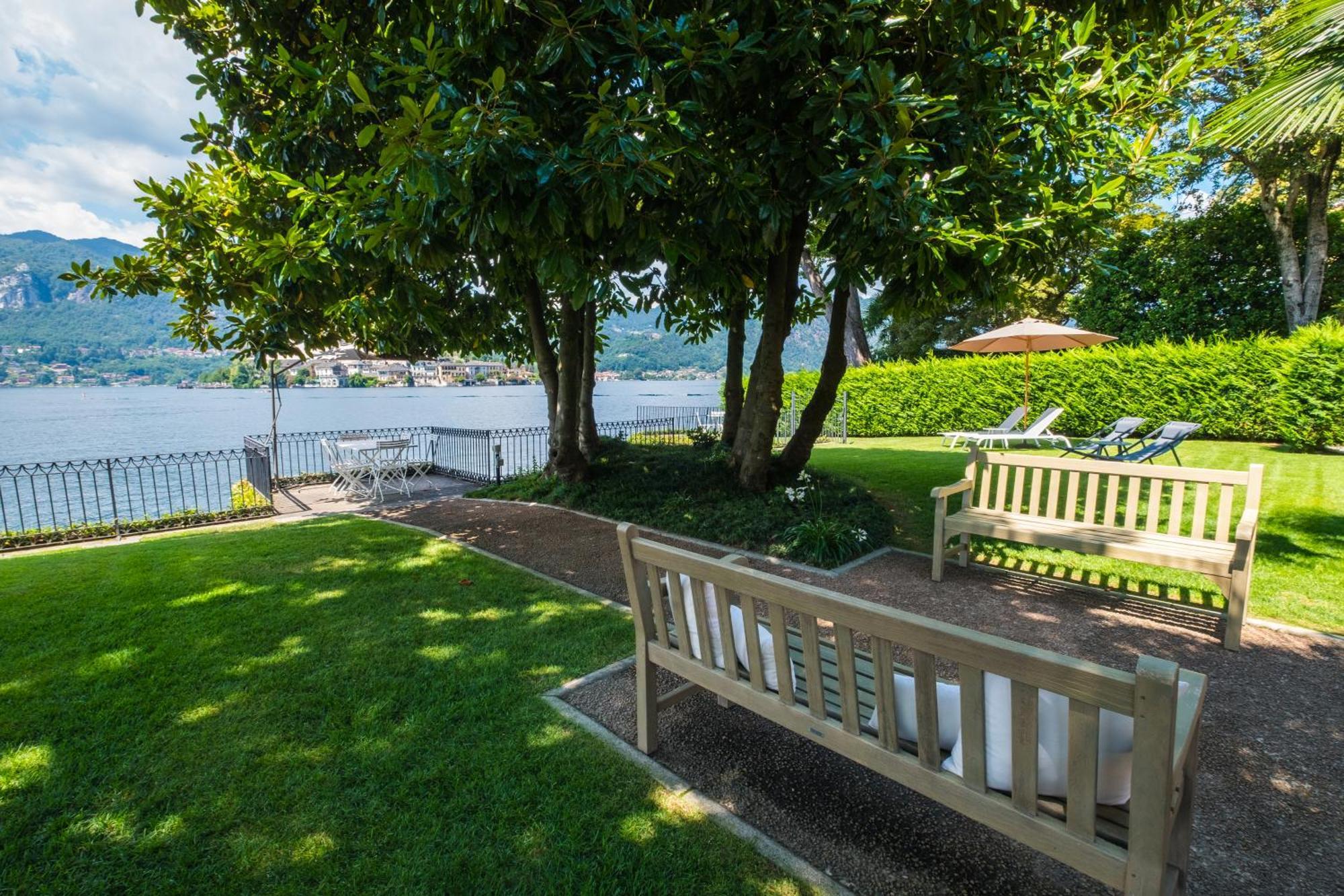 Bifora65 Flats And Garden - Lakeview Leilighet Orta San Giulio Eksteriør bilde